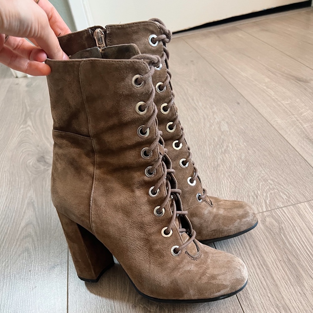 Vince Camuto brown velvet boots (US 8).